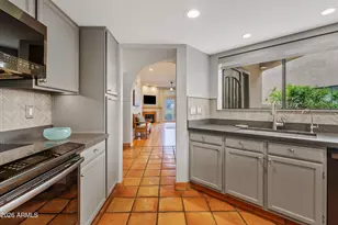 11646 N 40th Pl, Phoenix, AZ 85028 - Photo 12