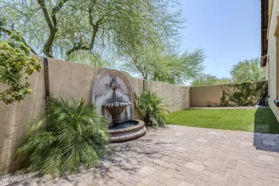9272 E Desert Village Drive, Scottsdale, AZ 85255 - Photo 8