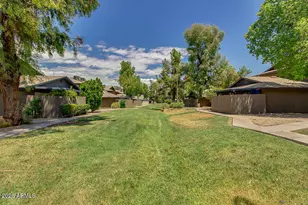 286 W Palomino Dr, Chandler, AZ 85225 - Photo 10