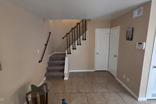 286 W Palomino Dr, Chandler, AZ 85225 - Photo 6