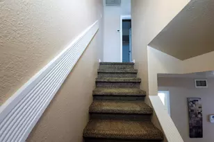 286 W Palomino Dr, Chandler, AZ 85225 - Photo 18