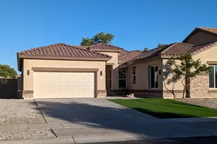 7517 N 86th Ave, Glendale, AZ 85305 - Photo 2