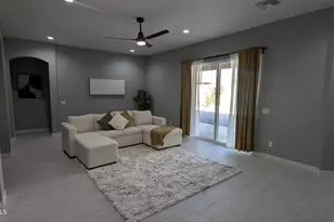 7517 N 86th Ave, Glendale, AZ 85305 - Photo 6