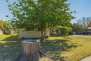 7733 N 60th Ave, Glendale, AZ 85301 - Photo 4