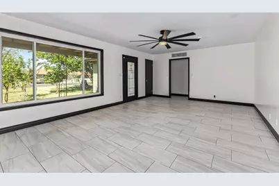 7733 N 60th Avenue, Glendale, AZ 85301 - Photo 10