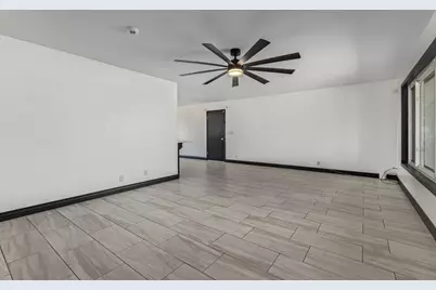 7733 N 60th Avenue, Glendale, AZ 85301 - Photo 8