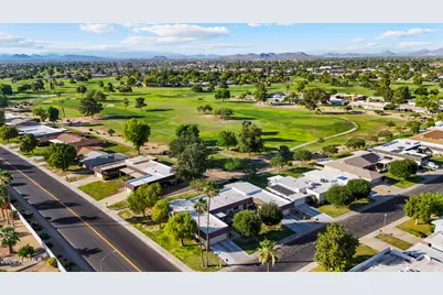 10333 W Highwood Lane, Sun City, AZ 85373 - Photo 36