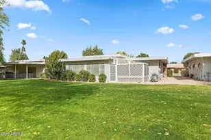 10333 W Highwood Ln, Sun City, AZ 85373 - Photo 26