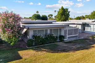 10333 W Highwood Ln, Sun City, AZ 85373 - Photo 2