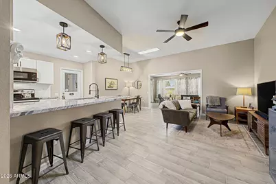 10333 W Highwood Lane, Sun City, AZ 85373 - Photo 6