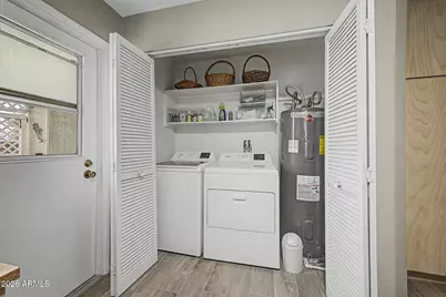 10333 W Highwood Lane, Sun City, AZ 85373 - Photo 22