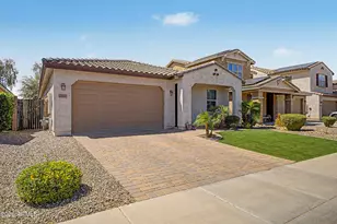 25826 N 122nd Ln, Peoria, AZ 85383 - Photo 2