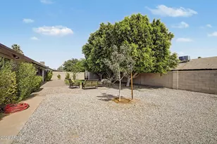 1625 N Tamarisk Dr, Chandler, AZ 85224 - Photo 32