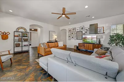 15336 W Charter Oak Road, Surprise, AZ 85379 - Photo 6