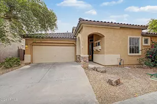 3918 E Pollack St, Phoenix, AZ 85042 - Photo 2