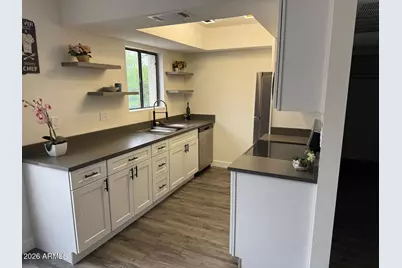 3119 W Cochise Drive #231, Phoenix, AZ 85051 - Photo 4