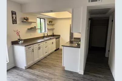 3119 W Cochise Drive #231, Phoenix, AZ 85051 - Photo 6