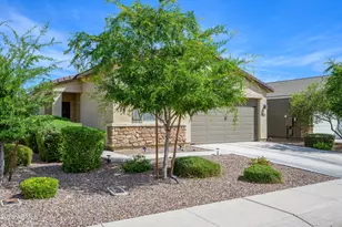 4240 W Coneflower Ln, San Tan Valley, AZ 85144 - Photo 2