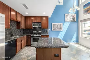 3435 E Lance Ln, Phoenix, AZ 85018 - Photo 8