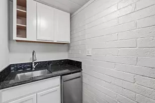 623 S Country Club Dr, Mesa, AZ 85210 - Photo 6