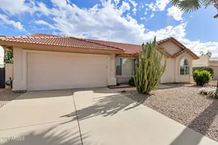 10313 E Navajo Pl, Sun Lakes, AZ 85248 - Photo 2