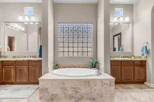 790 E Sunburst Ln, Tempe, AZ 85284 - Photo 18