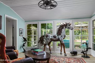 917 Encanto Dr SW, Phoenix, AZ 85007 - Photo 10