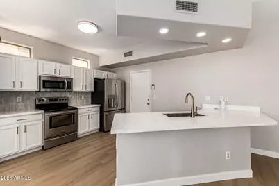 9923 E Edgewood Avenue, Mesa, AZ 85208 - Photo 6