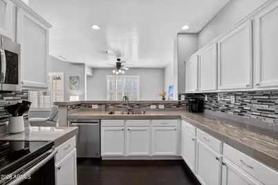 7445 E Eagle Crest Drive #1056, Mesa, AZ 85207 - Photo 2