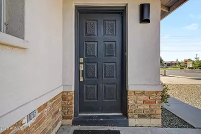 8001 N 17th Drive, Phoenix, AZ 85021 - Photo 6