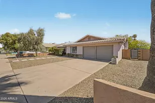 8001 N 17th Dr, Phoenix, AZ 85021 - Photo 2