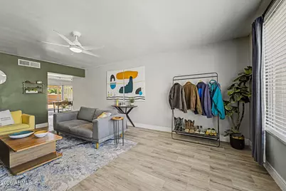 8001 N 17th Drive, Phoenix, AZ 85021 - Photo 10