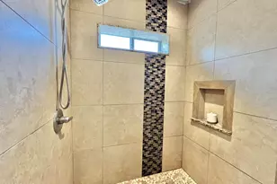 10449 N 9th St, Phoenix, AZ 85020 - Photo 16