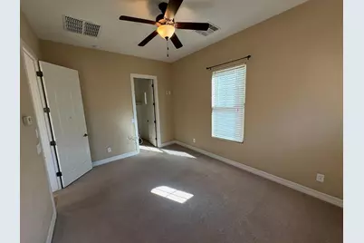 15234 W Voltaire Street, Surprise, AZ 85379 - Photo 10