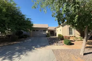 15234 W Voltaire St, Surprise, AZ 85379 - Photo 2
