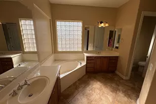 15234 W Voltaire St, Surprise, AZ 85379 - Photo 10