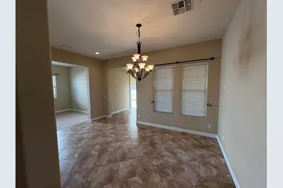 15234 W Voltaire Street, Surprise, AZ 85379 - Photo 8