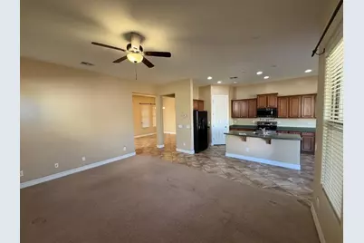 15234 W Voltaire Street, Surprise, AZ 85379 - Photo 4