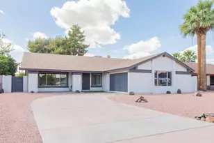 2607 E Larkspur Dr, Phoenix, AZ 85032 - Photo 26