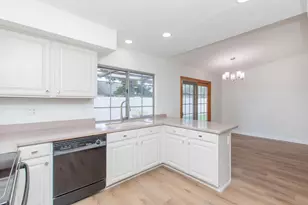 2607 E Larkspur Dr, Phoenix, AZ 85032 - Photo 88