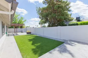 2607 E Larkspur Dr, Phoenix, AZ 85032 - Photo 56