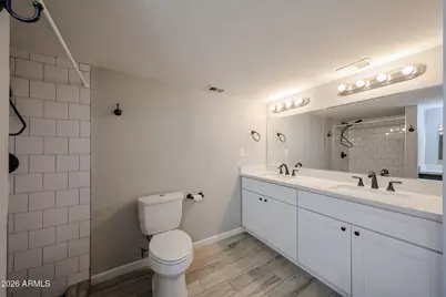 351 E Thomas Road #D201, Phoenix, AZ 85012 - Photo 38