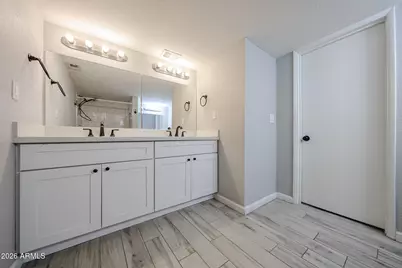 351 E Thomas Road #D201, Phoenix, AZ 85012 - Photo 42