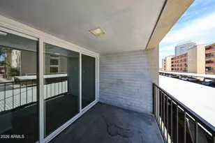 351 E Thomas Rd, Phoenix, AZ 85012 - Photo 6