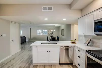 351 E Thomas Road #Unit D201, Phoenix, AZ 85012 - Photo 94