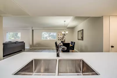 351 E Thomas Road #Unit D201, Phoenix, AZ 85012 - Photo 18