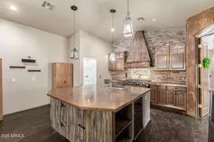 10717 E Cliffrose Ln, Florence, AZ 85132 - Photo 8