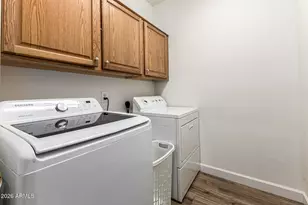 8775 W Kathleen Rd, Peoria, AZ 85382 - Photo 28