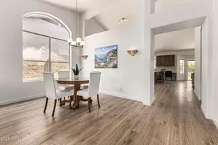 8775 W Kathleen Rd, Peoria, AZ 85382 - Photo 10