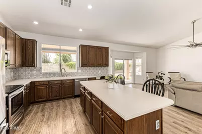 8775 W Kathleen Road, Peoria, AZ 85382 - Photo 4